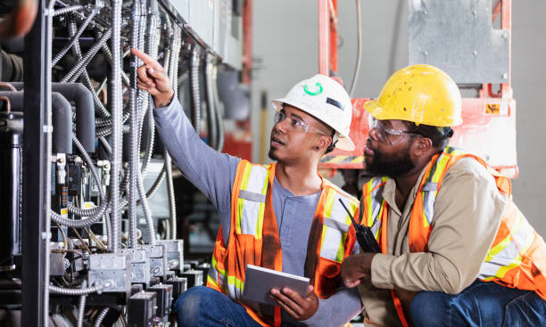 Best Circuit Breaker Repair  in Cayuga, IN